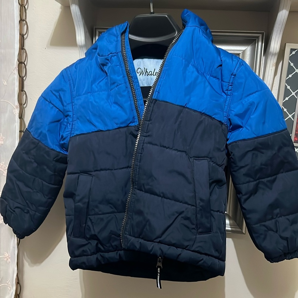 WHALES TAIL OUTERWEAR SIZE 4